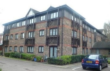 Willow Court, Clayhall Avenue